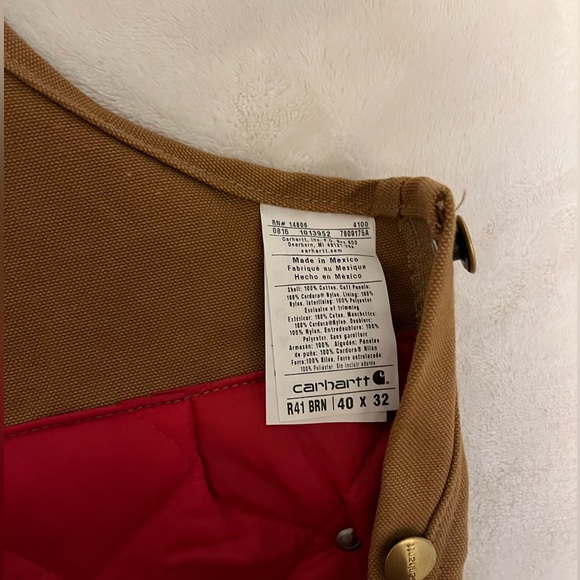 Insulated Carhartt Bib Overalls, never worn. With stickers. - Picture 4 of 4